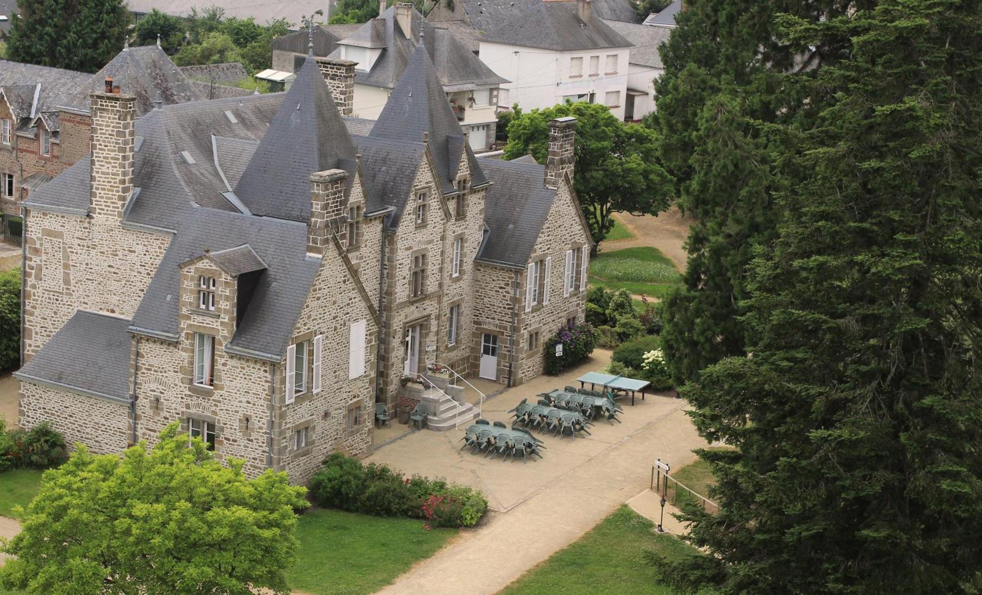 Chateau Du Bourg Saint-Denis-de-Gastines Ngoại thất bức ảnh